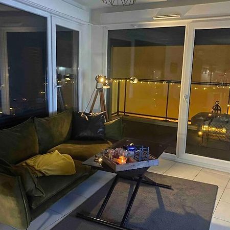 Meyzieu : Superbe Appartement Tres Cosy. Dış mekan fotoğraf