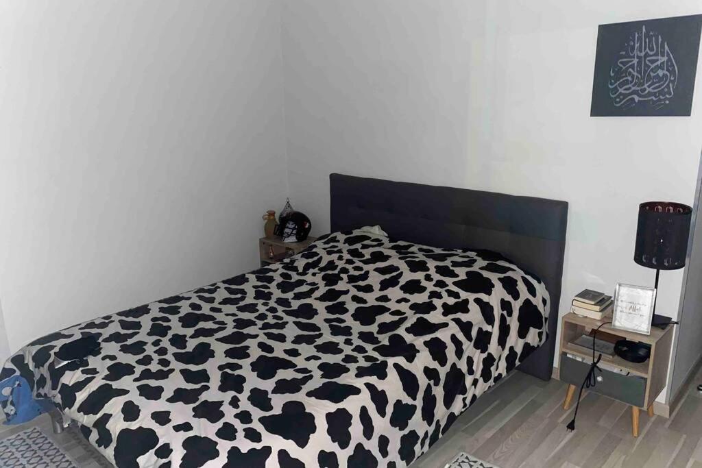 Meyzieu : Superbe Appartement Tres Cosy. Dış mekan fotoğraf
